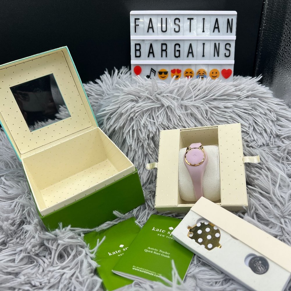 Pre-Owned - Kate Spade New York Pink Cat Ear Scallop Bluetooth Activity Tracker